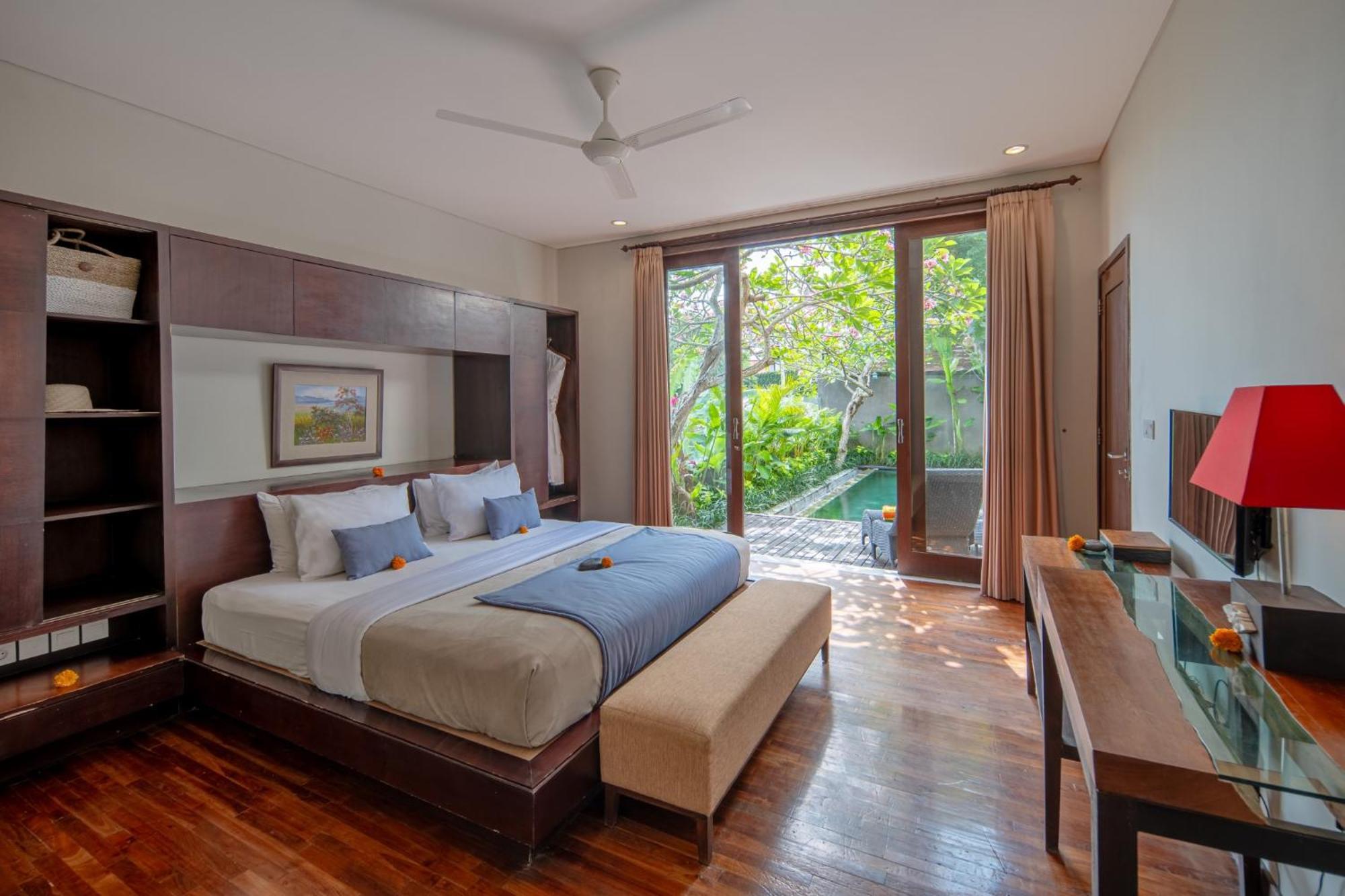 Canggu Circle Villa By Ini Vie Hospitality Exteriör bild