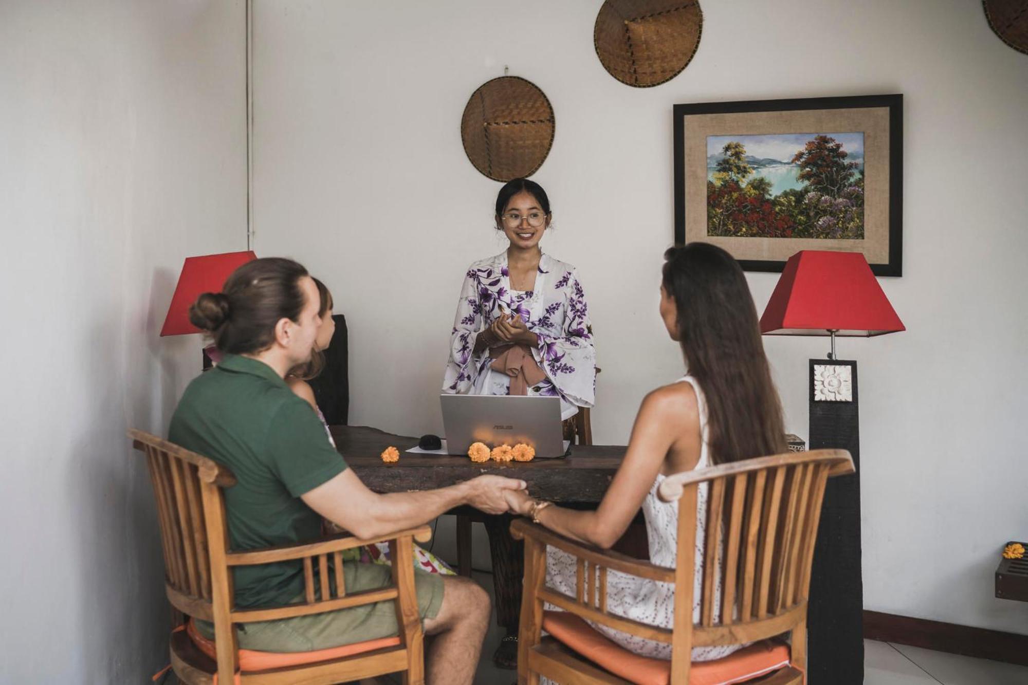 Canggu Circle Villa By Ini Vie Hospitality Exteriör bild